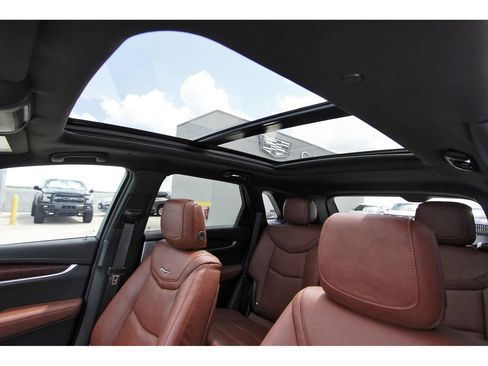 New 2026 Cadillac XT5 Premium Luxury w/ Driver Assist Package FWD image 24