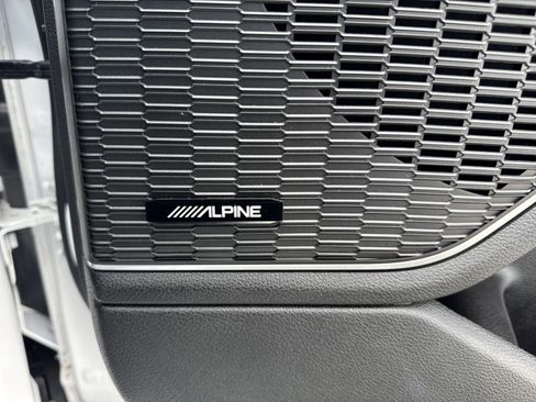 Used 2023 Jeep Grand Cherokee 4WD 4xe image 36