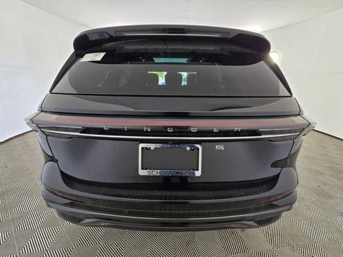 New 2026 Lincoln Nautilus Reserve image 11