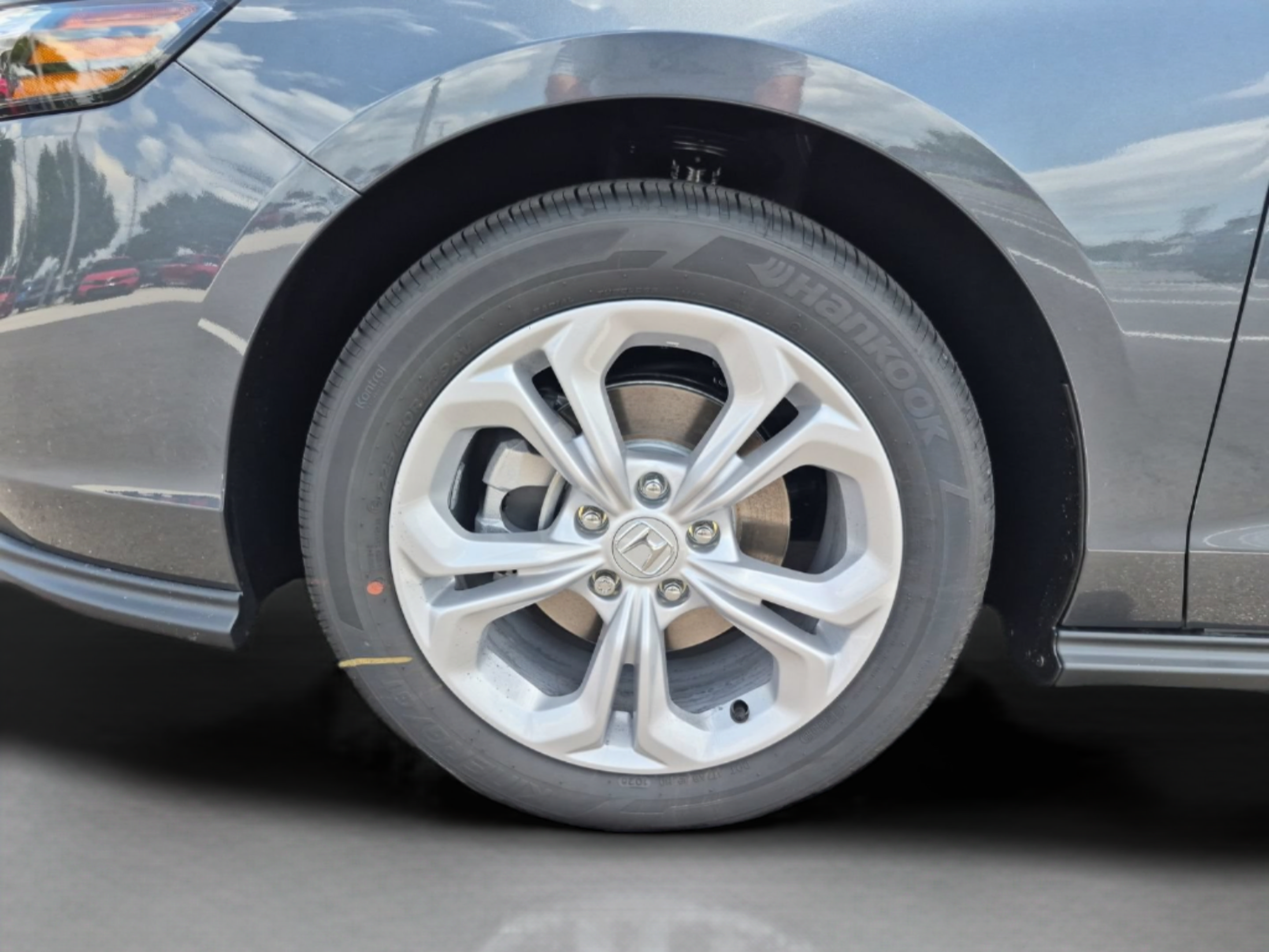 New 2026 Honda Accord LX image 32
