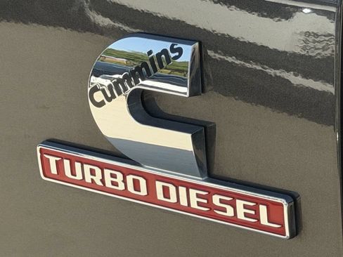 Used 2024 RAM 2500 Laramie w/ Safety Group AWD/4WD image 7