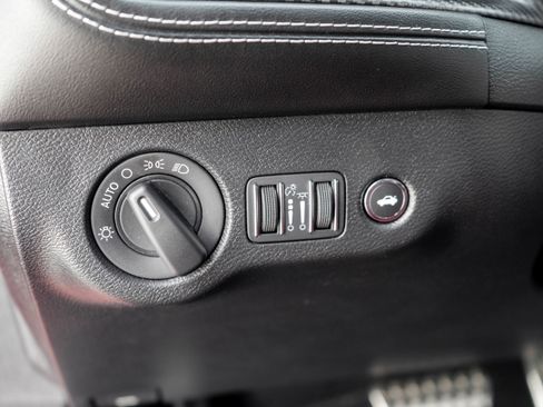 Used 2023 Dodge Challenger SRT Hellcat Redeye RWD image 11