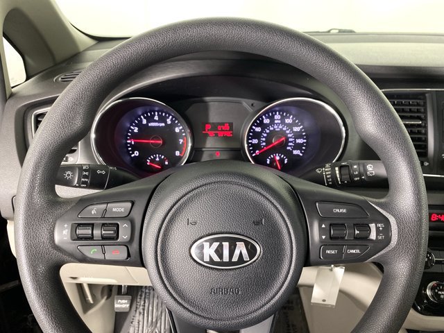 Used 2018 Kia Sedona L FWD image 18