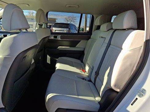 Certified 2026 Hyundai Santa Fe SEL image 10