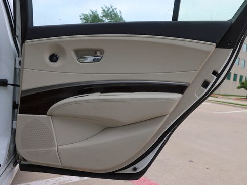 Used 2017 Acura RLX w/ Technology Package FWD image 11