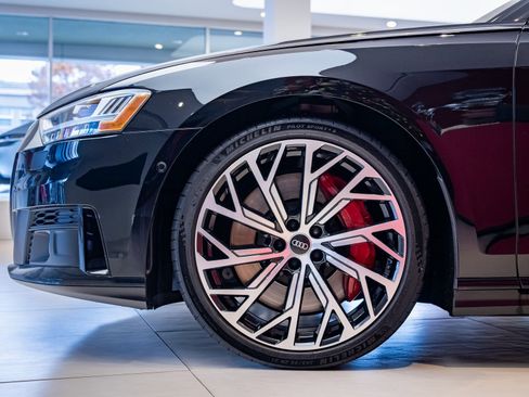 Used 2021 Audi S8 L w/ Full Leather Package image 3