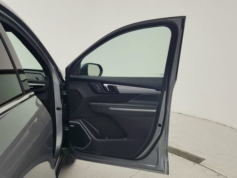 Certified 2025 Buick Enclave Preferred image 25