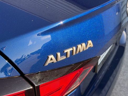 Certified 2024 Nissan Altima 2.5 SR FWD image 14