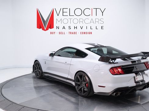 Used 2022 Ford Mustang Shelby GT500 w/ Carbon Fiber Track Pack image 16