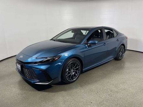 Certified 2025 Toyota Camry SE image 7