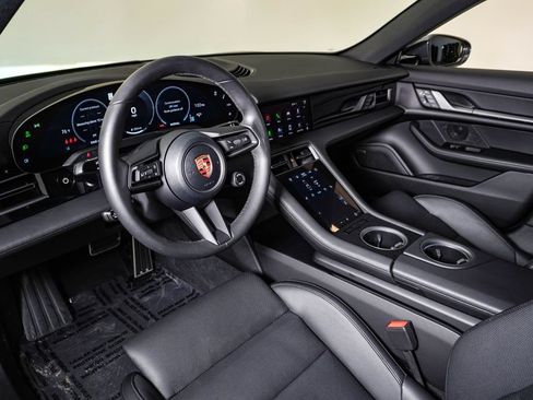 Certified 2025 Porsche Taycan AWD/4WD image 4