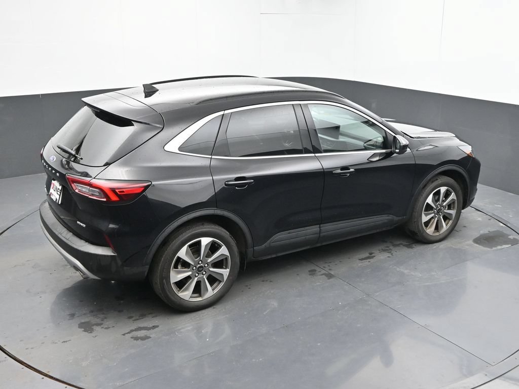 Used 2025 Ford Escape Platinum AWD/4WD image 12