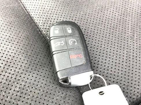 Used 2018 Dodge Challenger R/T Plus image 25