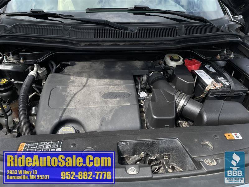 Used 2017 Ford Explorer XLT w/ Equipment Group 201A AWD/4WD image 24