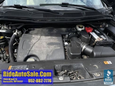 Used 2017 Ford Explorer XLT w/ Equipment Group 201A AWD/4WD image 24