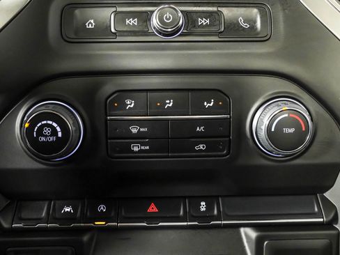 Used 2025 Chevrolet Silverado 1500 W/T w/ WT Value Package image 32