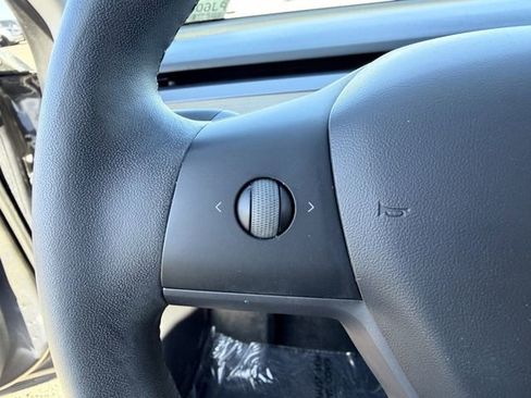 Used 2020 Tesla Model 3 Performance image 8