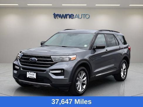 Used 2023 Ford Explorer XLT w/ Equipment Group 202A AWD/4WD image 1