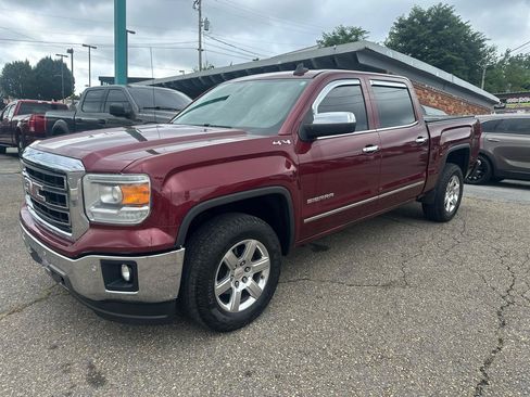 Used 2015 GMC Sierra 1500 SLT w/ SLT Preferred Package AWD/4WD image 4