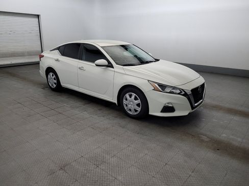 Used 2019 Nissan Altima 2.5 S FWD image 11