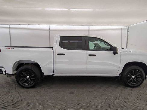 New 2025 Chevrolet Silverado 1500 Custom image 7