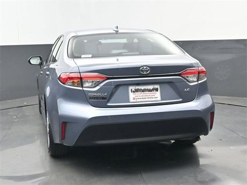 Used 2025 Toyota Corolla LE image 20