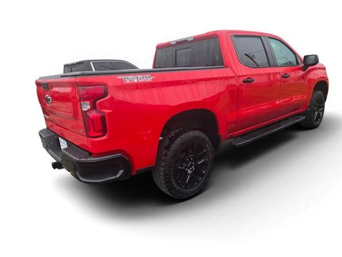 Used 2023 Chevrolet Silverado 1500 LT Trail Boss w/ Convenience Package II AWD/4WD image 4