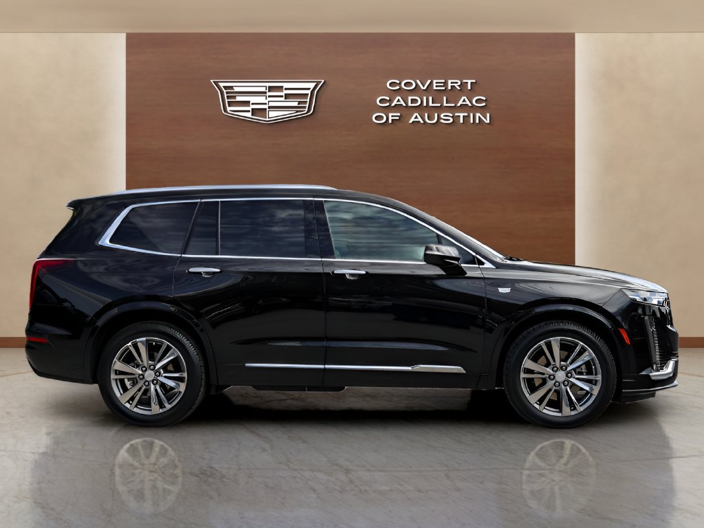 Certified 2025 Cadillac XT6 Premium Luxury FWD image 5