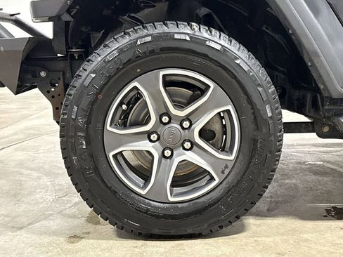 Used 2020 Jeep Wrangler Unlimited Sport AWD/4WD image 26