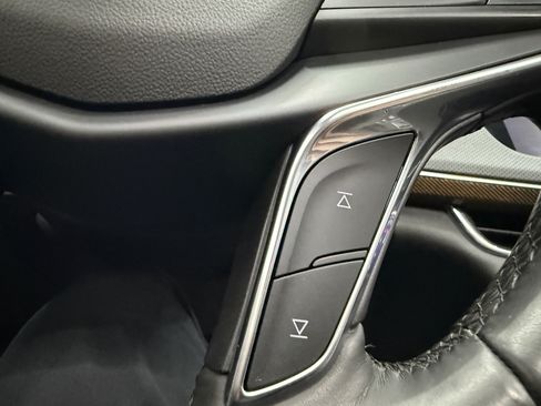 Used 2018 Cadillac CT6 Luxury AWD/4WD image 16