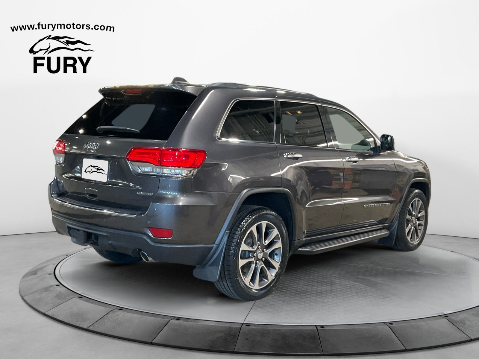Used 2018 Jeep Grand Cherokee Limited w/ Trailer Tow Group IV AWD/4WD image 4