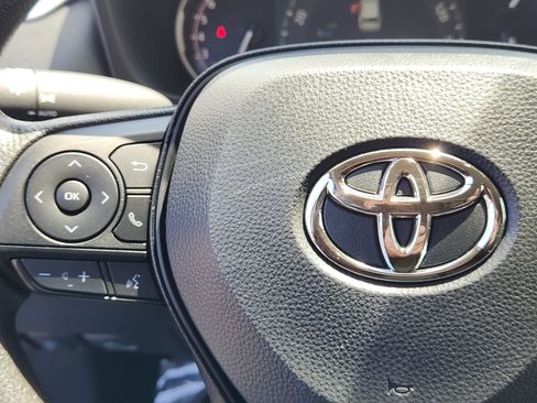 Certified 2025 Toyota RAV4 XLE AWD/4WD image 19