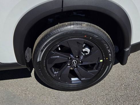 New 2026 Nissan Rogue SV w/ Cold Weather Package FWD image 9