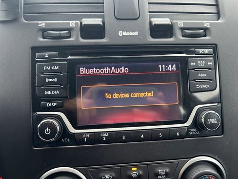 Used 2017 Nissan Leaf S image 35