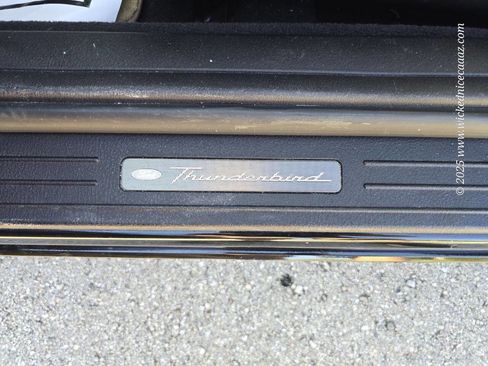 Used 2005 Ford Thunderbird Deluxe 2dr Convertible image 18