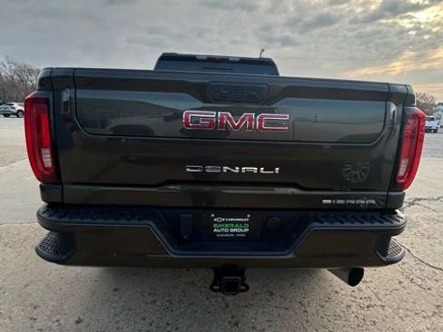 Used 2022 GMC Sierra 3500 Denali image 3
