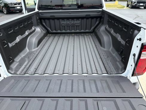 New 2026 GMC Canyon Elevation w/ Convenience Package AWD/4WD image 24