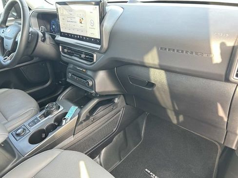 Used 2025 Ford Bronco Sport Badlands AWD/4WD image 23