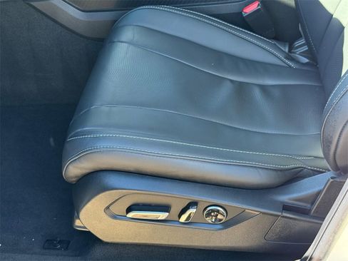 Certified 2025 Acura MDX w/ Technology Package image 23