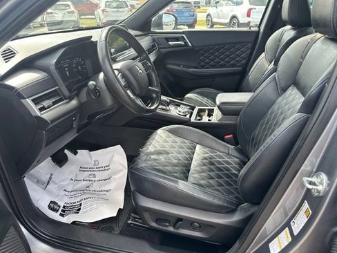 Used 2023 Mitsubishi Outlander SEL Black Edition AWD/4WD image 13