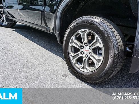 Used 2025 GMC Sierra 1500 SLT RWD image 15