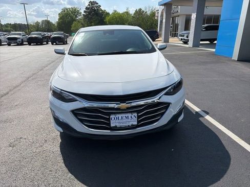 Used 2024 Chevrolet Malibu LS image 2