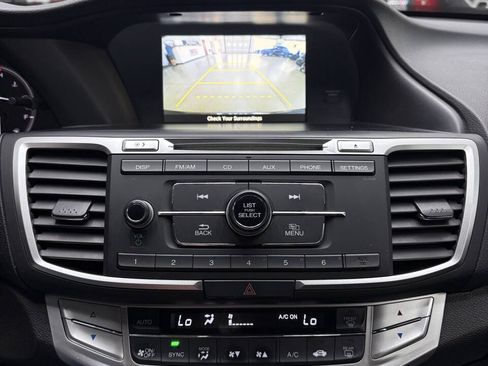 Used 2015 Honda Accord LX image 28
