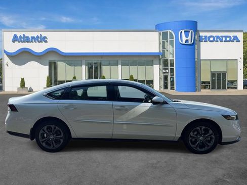Used 2025 Honda Accord EX-L image 4