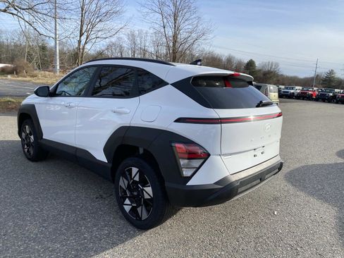Used 2025 Hyundai Kona SEL image 7