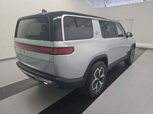 Used 2024 Rivian R1S Adventure AWD/4WD image 5