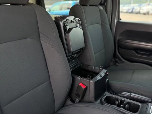 Used 2020 Jeep Wrangler Sport AWD/4WD image 9