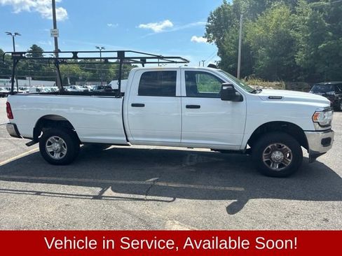 Used 2024 RAM 2500 Tradesman w/ Chrome Appearance Group AWD/4WD image 2