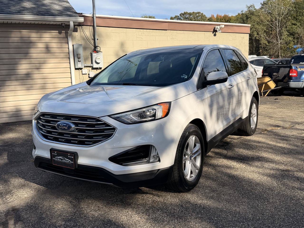 Used 2020 Ford Edge SEL w/ Convenience Package AWD/4WD image 2