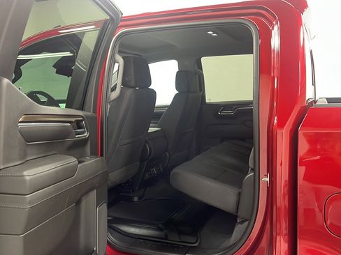 Used 2023 Chevrolet Silverado 1500 LT w/ Convenience Package II AWD/4WD image 14
